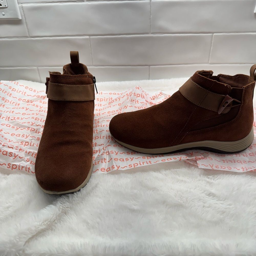Easy Spirit Hadley bootie